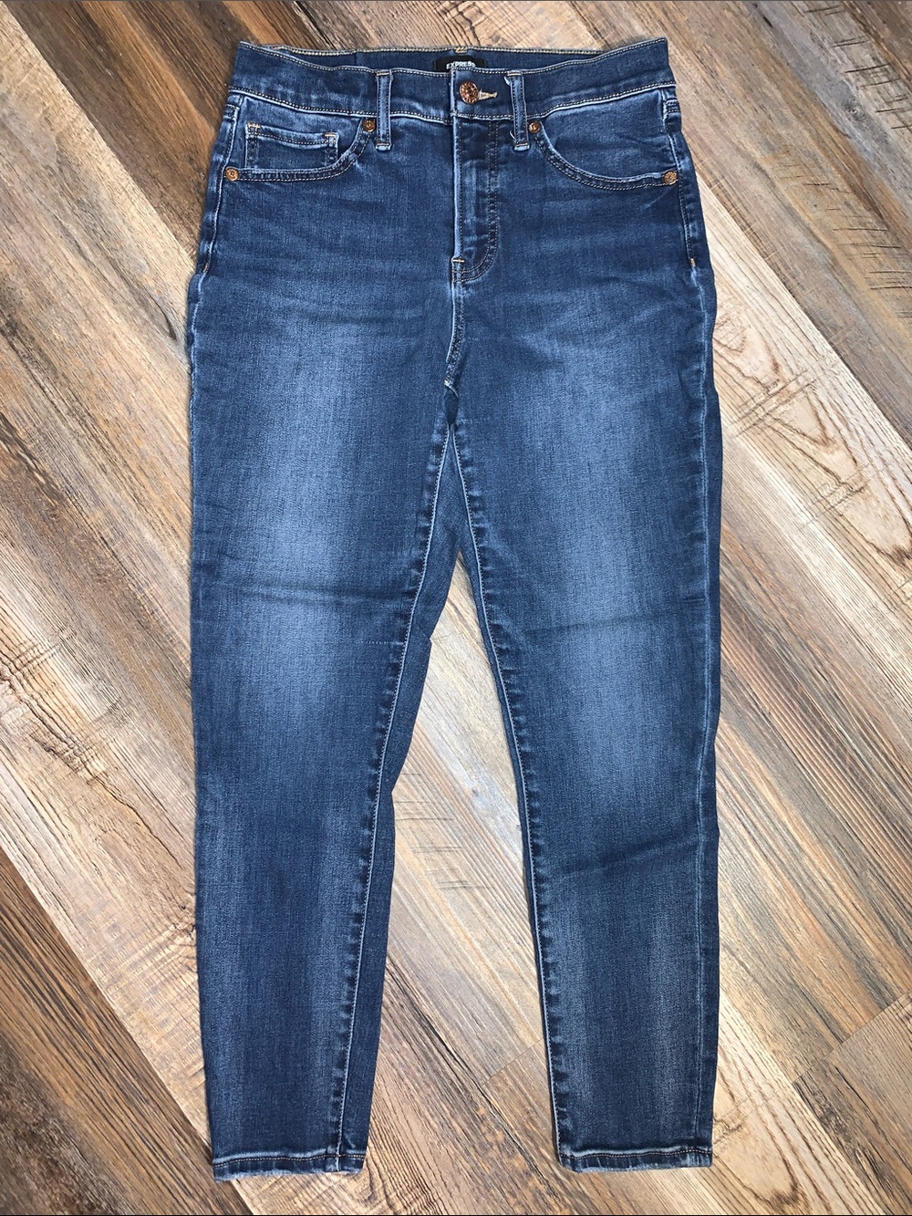 Express Women’s Dark Wash High-Rise Skinny Jeans